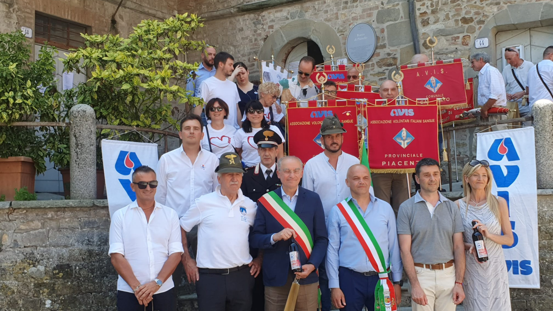 Avis di Pianello, nel 2022 totalizzate 239 donazioni. Premiati i "super donatori"