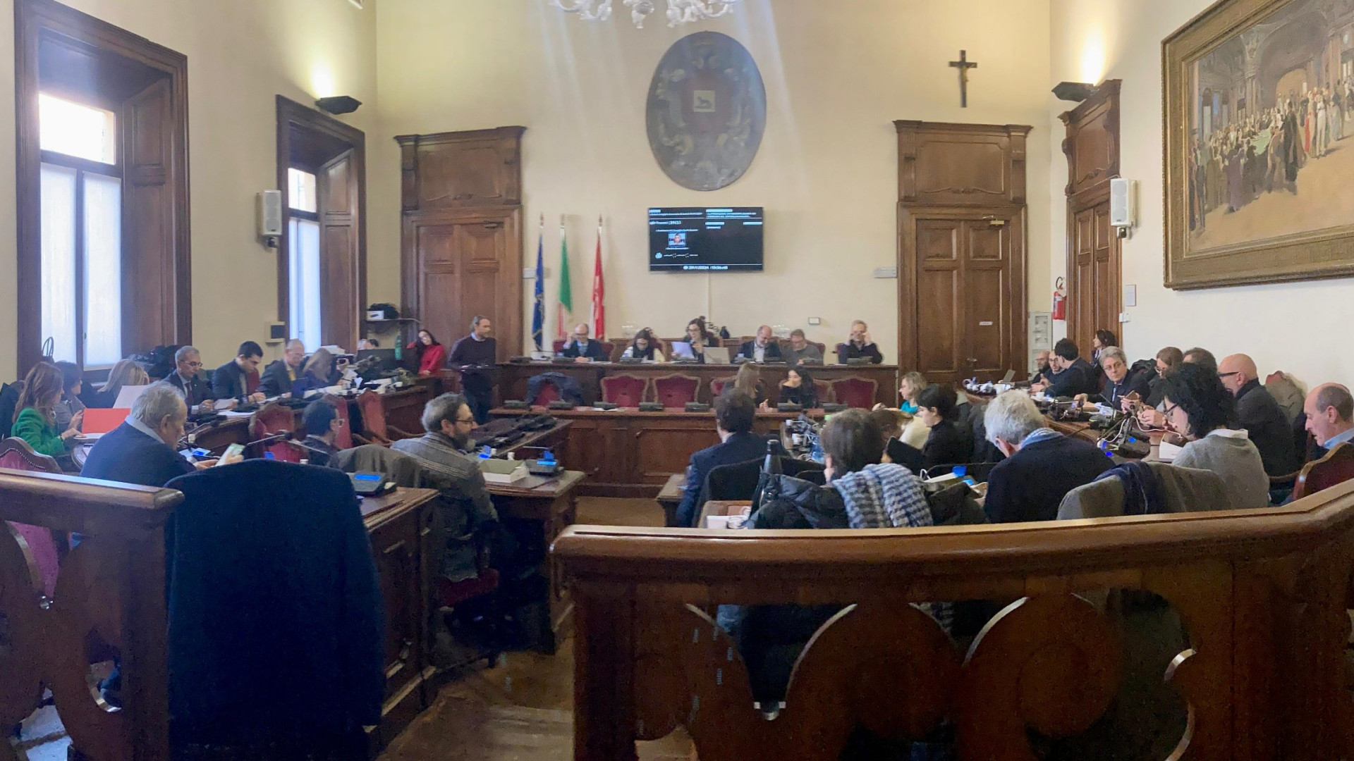 FdI: "Iren sleghi il prezzo del gas dal termoriscaldamento". Ok bipartisan alla mozione