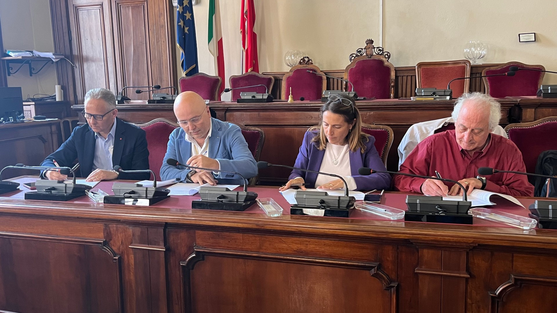 Bilancio, lotta all'evasione, sviluppo e immigrazione: protocollo Comune-sindacati