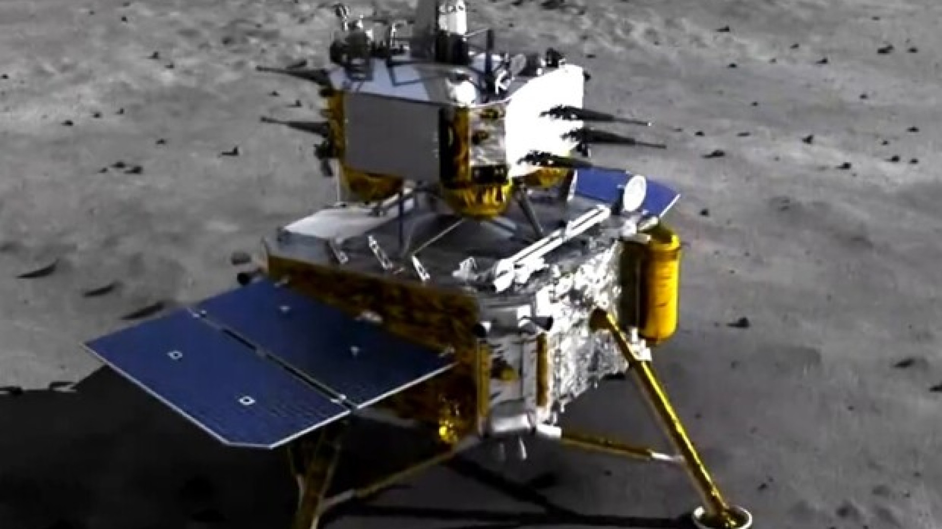 Il veicolo spaziale cinese scopre come l'acqua nasce nelle rocce della Luna