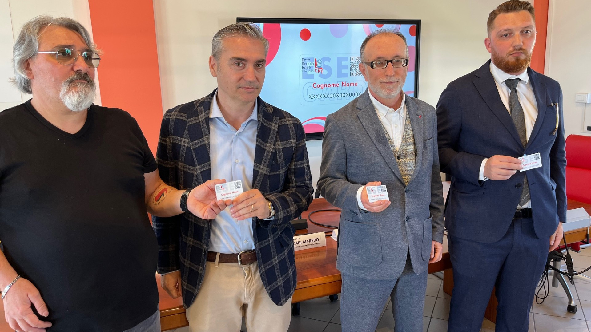 Sicurezza nei cantieri, ecco l'Esecard: "Carta d'identità sul rispetto della formazione"