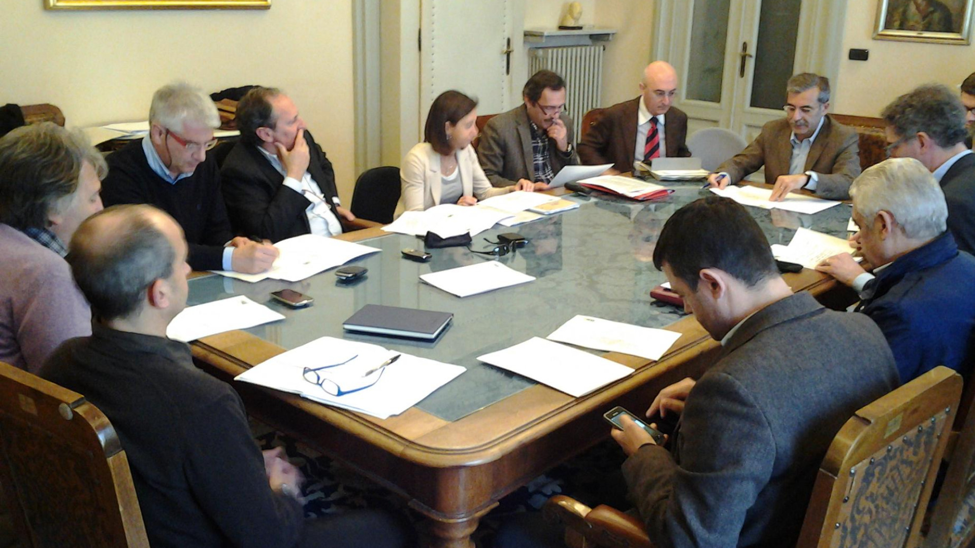 Aumenti bollette idriche, Piacenza in rivolta. Via l'iter per la gestione pubblica