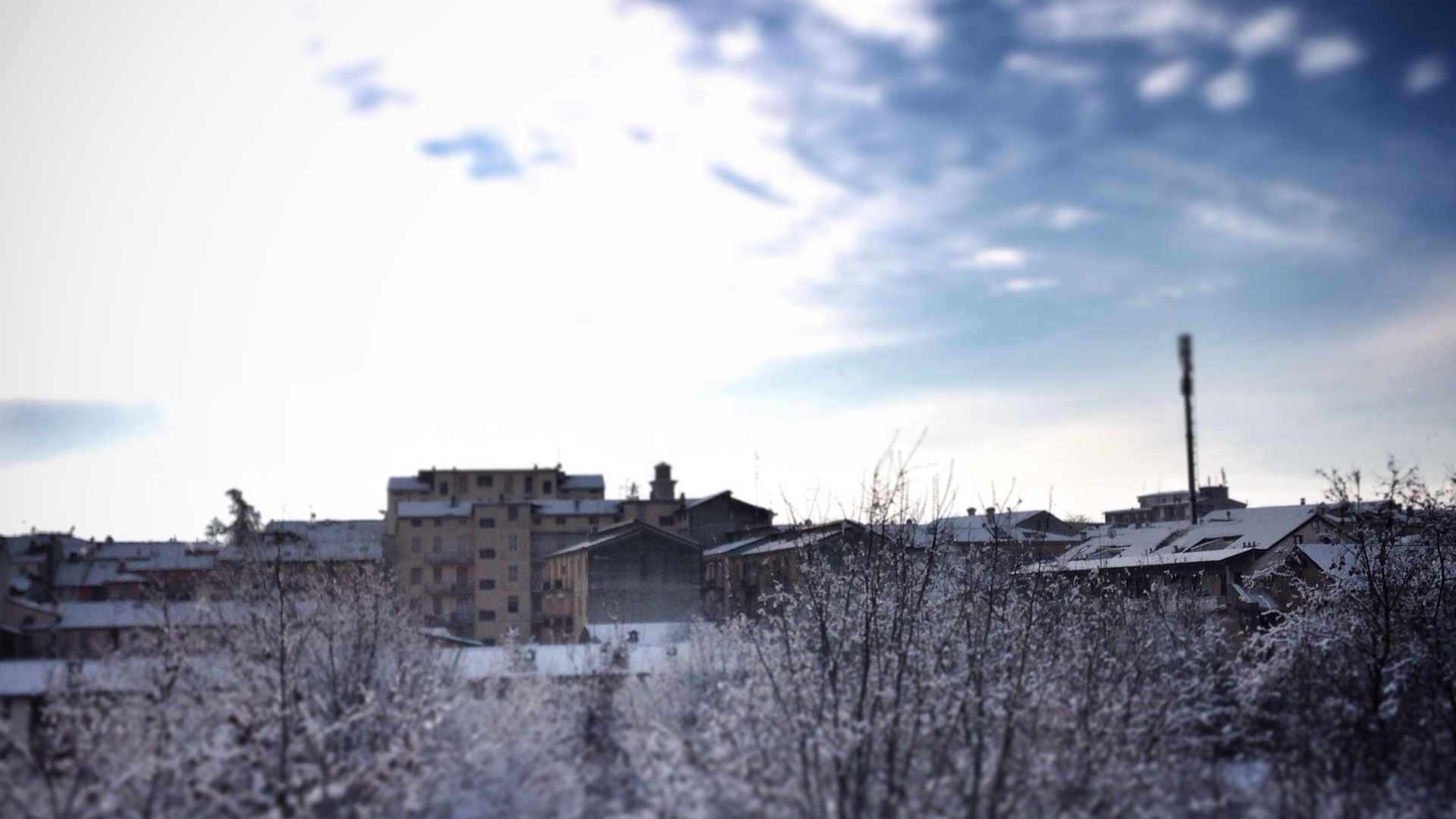 Neve nella notte, ma torna il sereno. Da domenica freddo polare