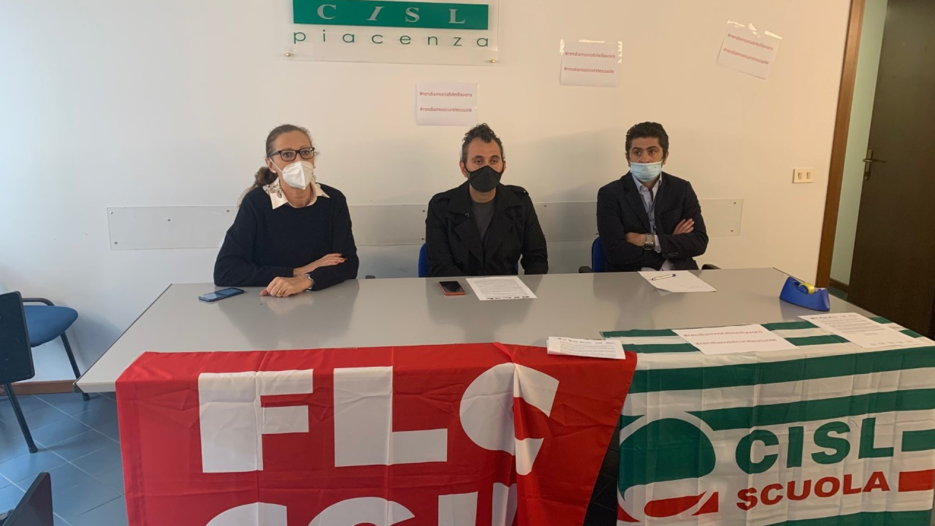 "A Piacenza mille insegnanti precari. No ai concorsi nella pandemia"