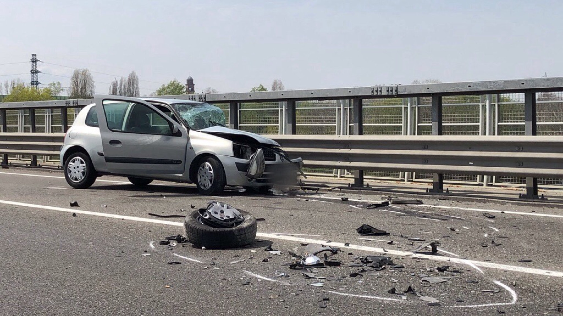 Schianto tra due veicoli tra Piacenza e San Rocco: due feriti e traffico in tilt