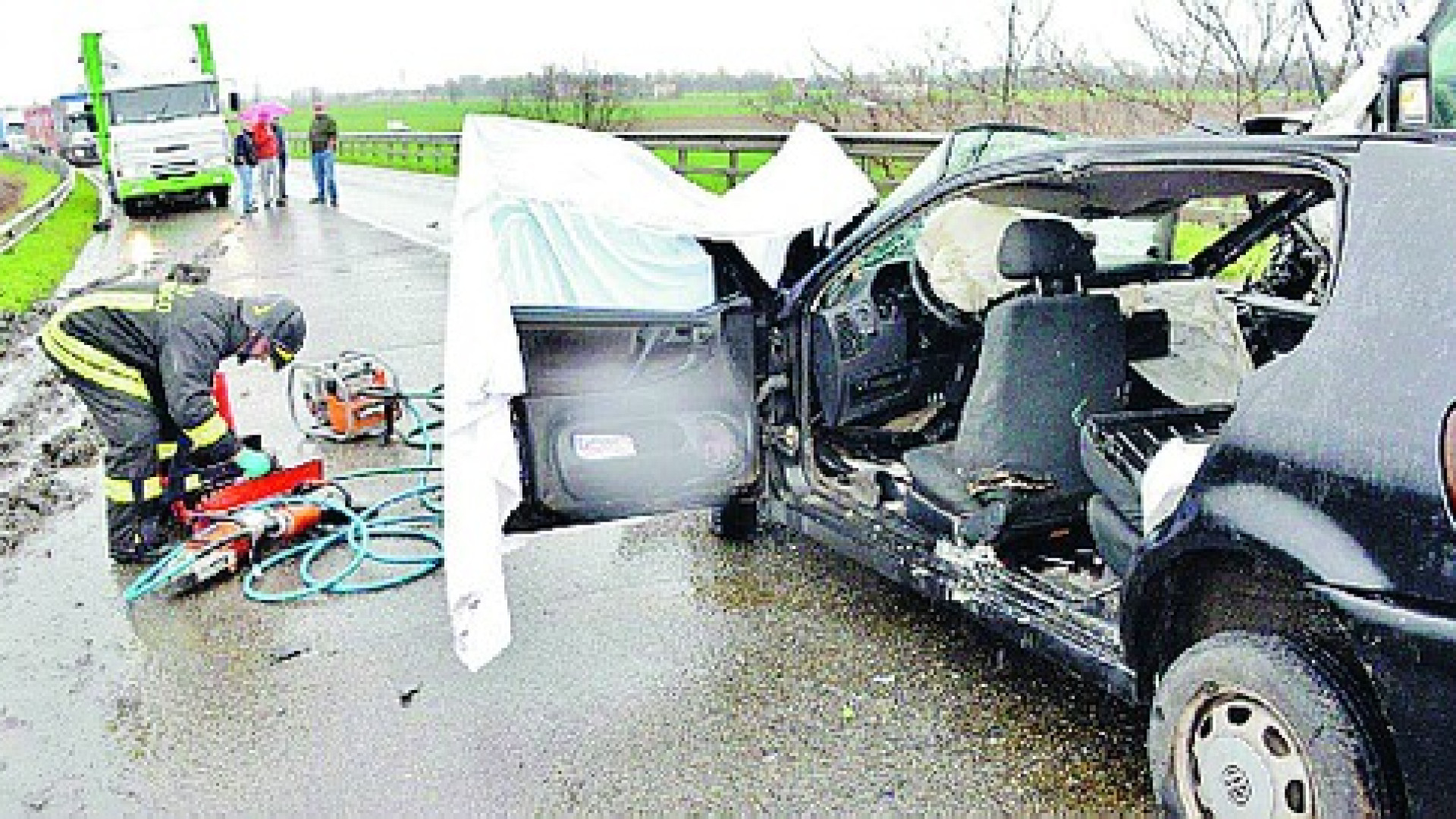 Mortale a Fiorenzuola: malore o pioggia. Da chiarire la causa dello scontro