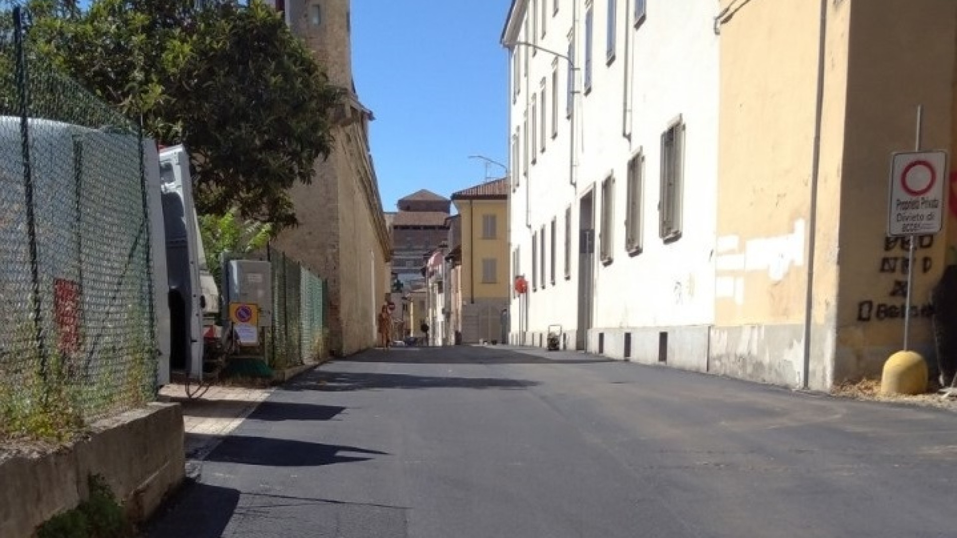 Nuova pavimentazione in via Benedettine: "Era da tempo in cattive condizioni"