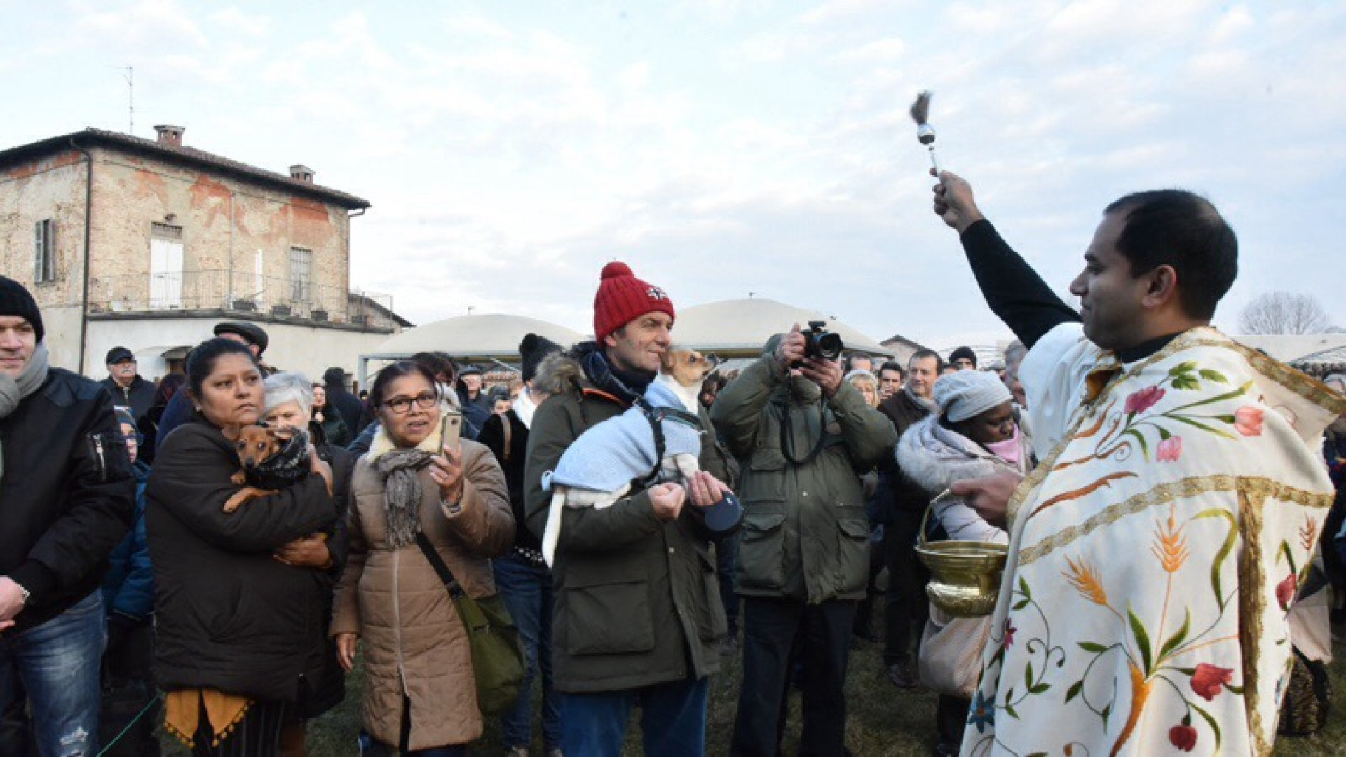 A Sant'Antonio la sagra con la benedizione degli animali e la marcia dei turtlitt