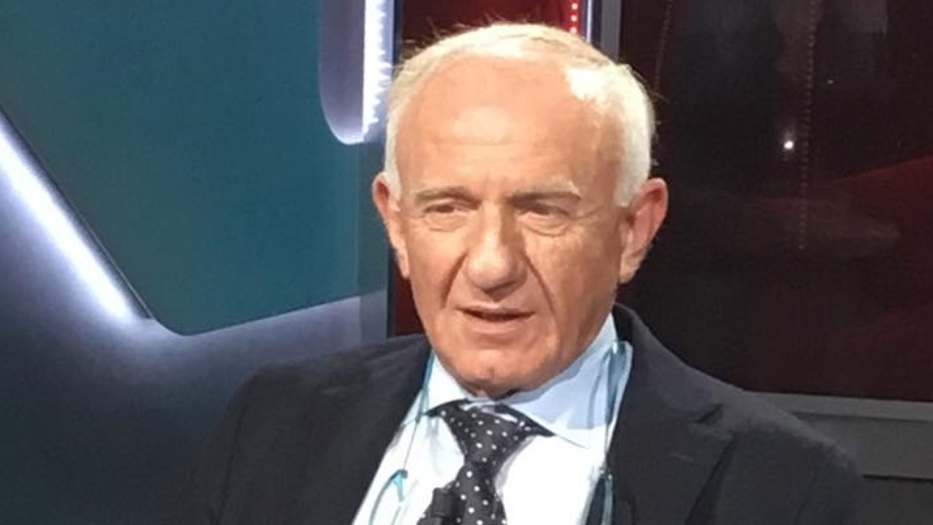 Il medico Sandro Rossi va in pensione: ha curato almeno quattromila tumori al fegato