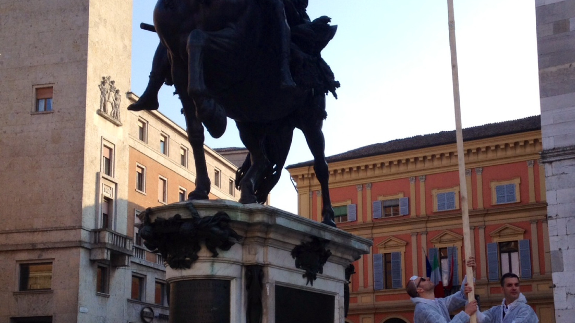 No all'inceneritore, gli ambientalisti arruolano Alessandro e Ranuccio Farnese
