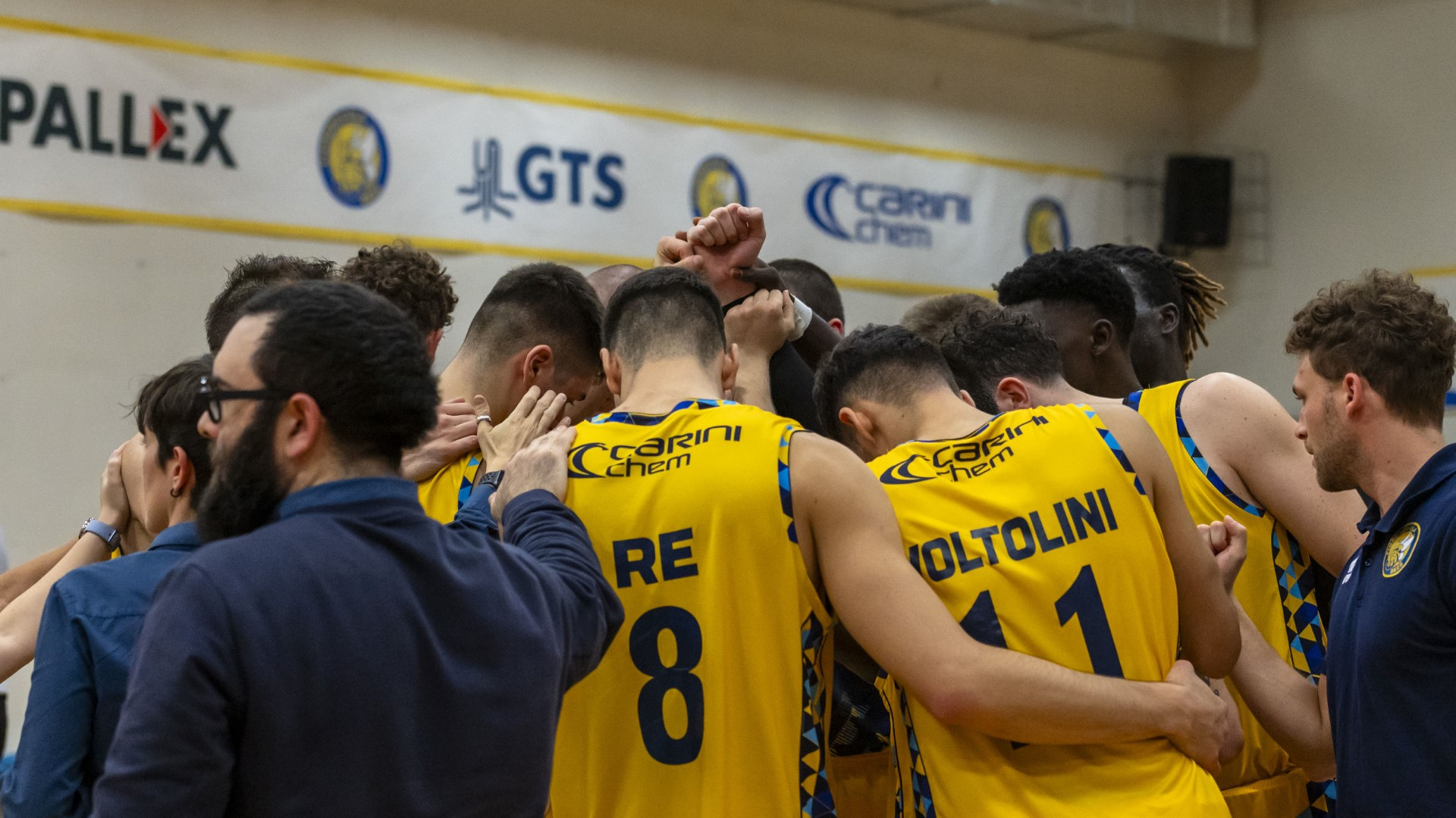 Non basta un PalArquato da tutto esaurito, i Bees perdono 73-85 contro Livorno