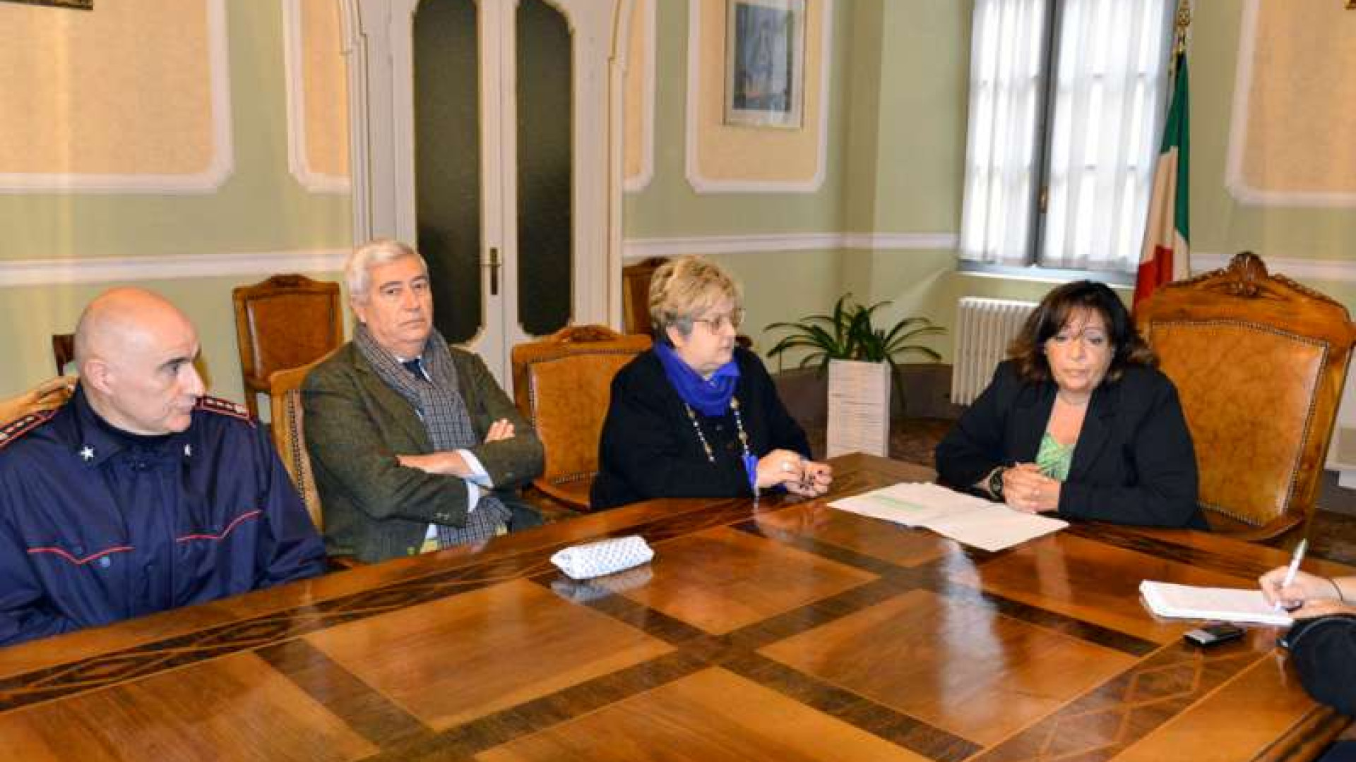 Guerra a bullismo e droga, la Prefettura attiva un Sms per studenti e famiglie