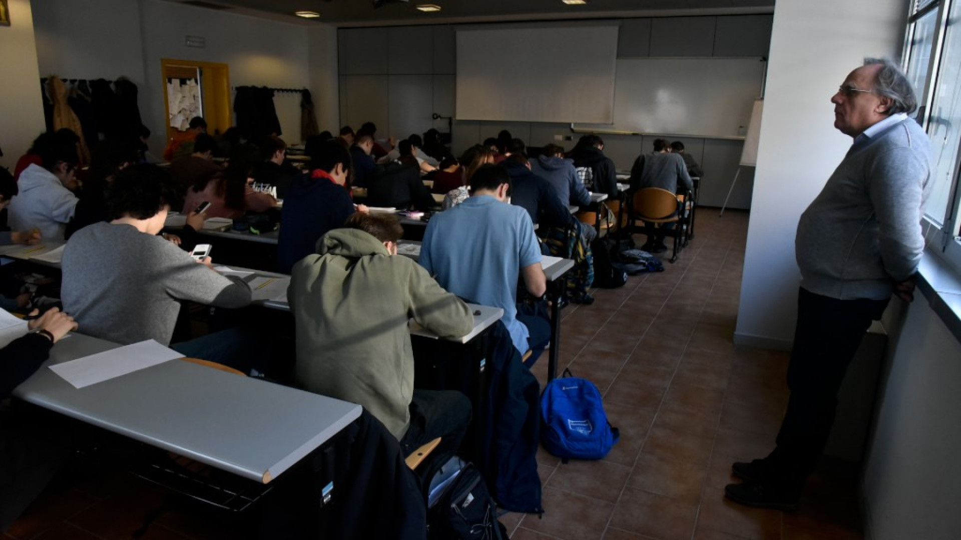 Olimpiadi di fisica, sfida tra 80 studenti a colpi di calcolatrice