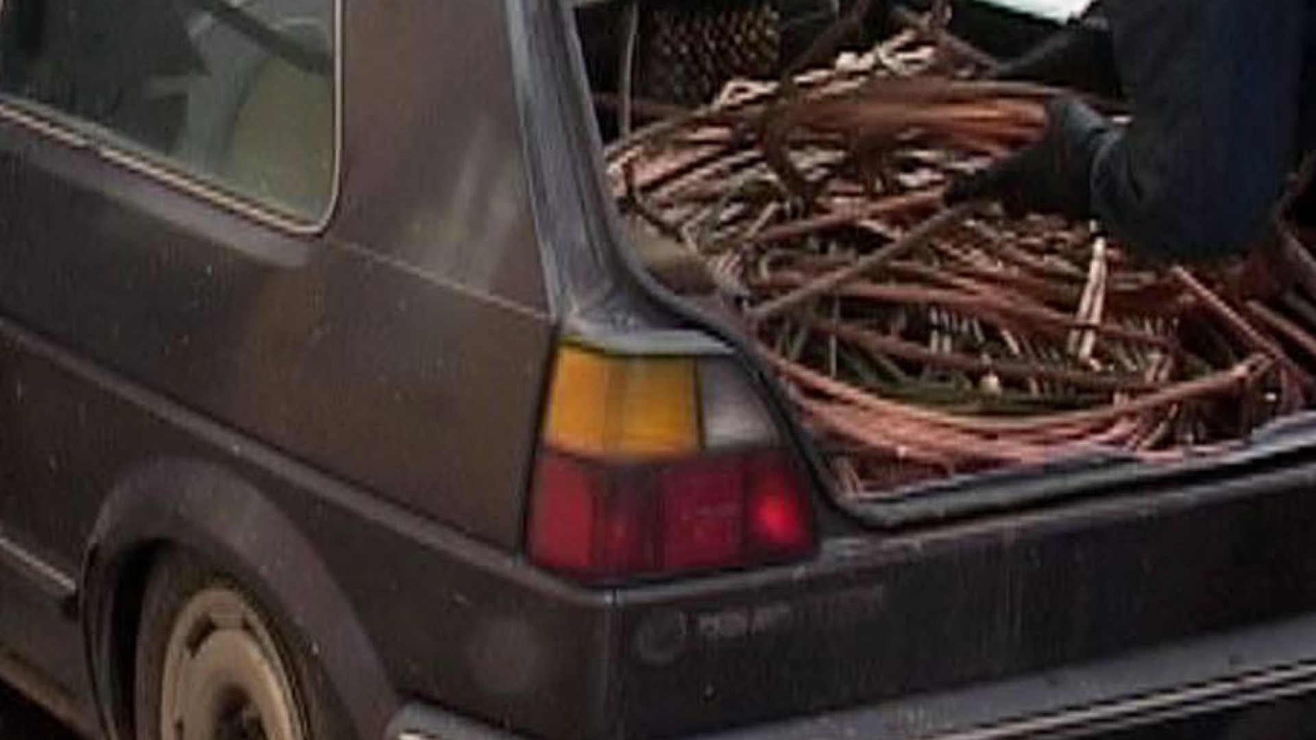 Sorpreso mentre ruba due quintali di rame, arrestato 77enne