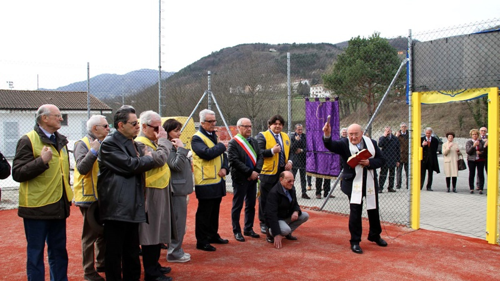 Inaugurato campo da tennis dedicato a Filippo Agnelli, disperso nell'alluvione del 2015