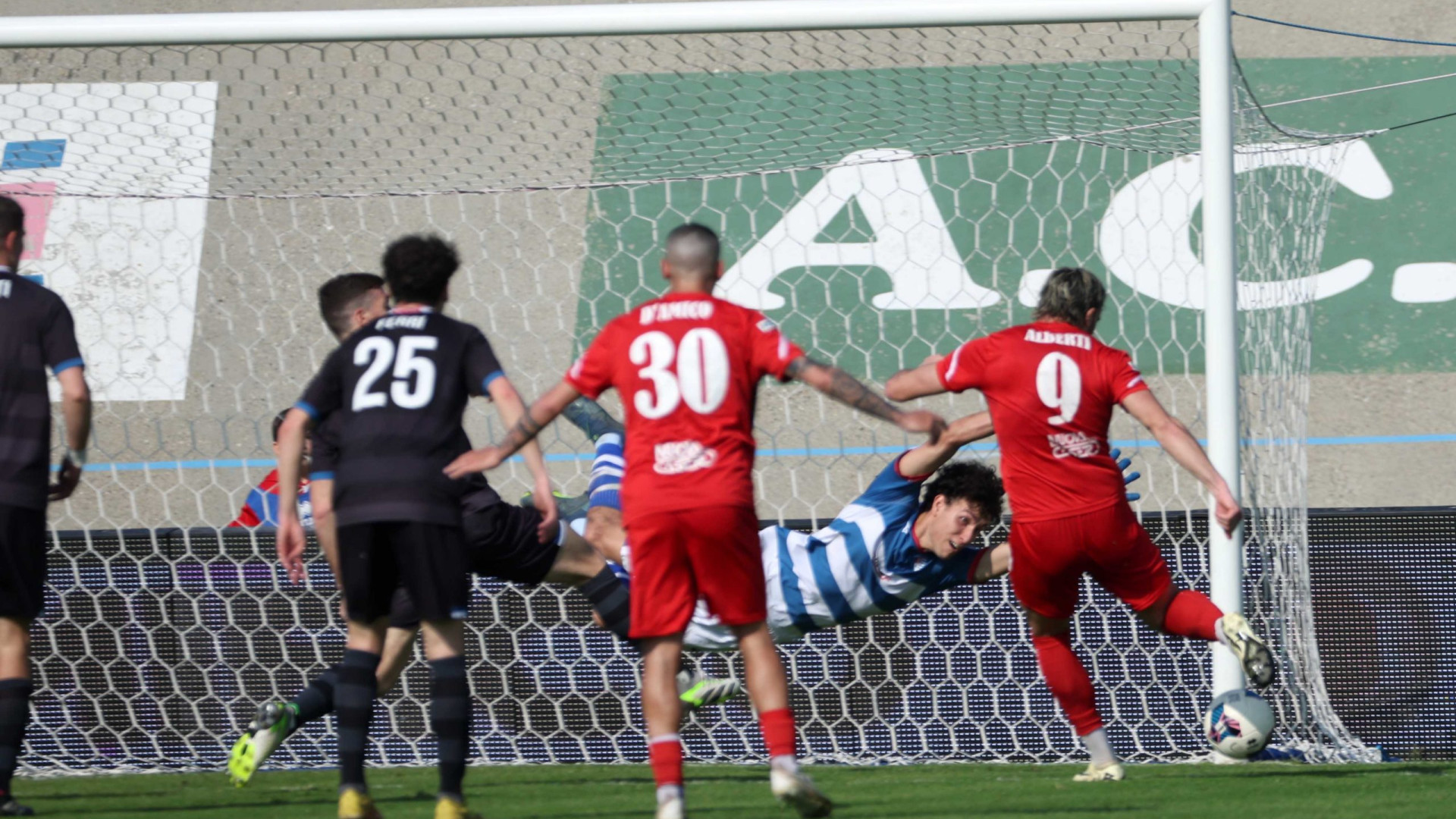 Fiorenzuola rimonta la Pro Patria 3-1: grande vittoria con la doppietta di Alberti