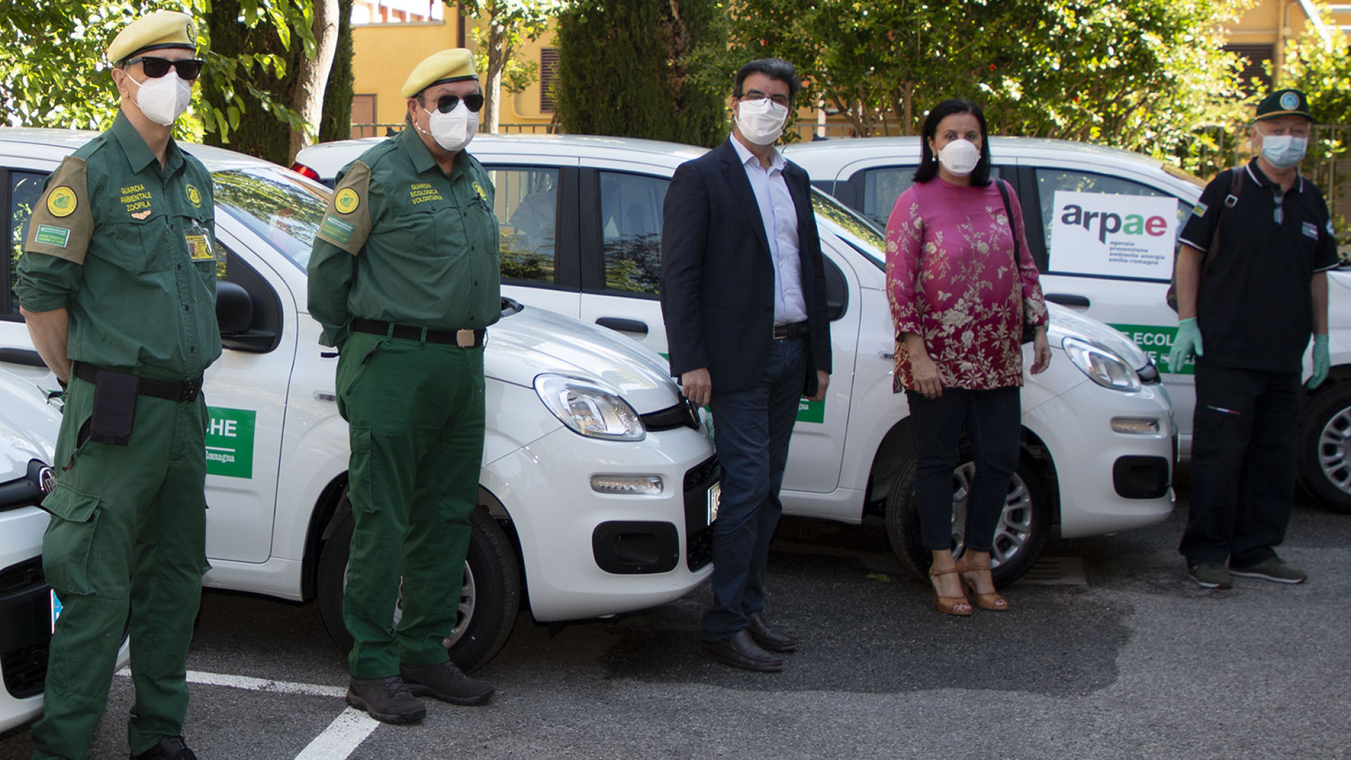 Ambiente, 17 nuove auto per le guardie ecologiche volontarie della regione