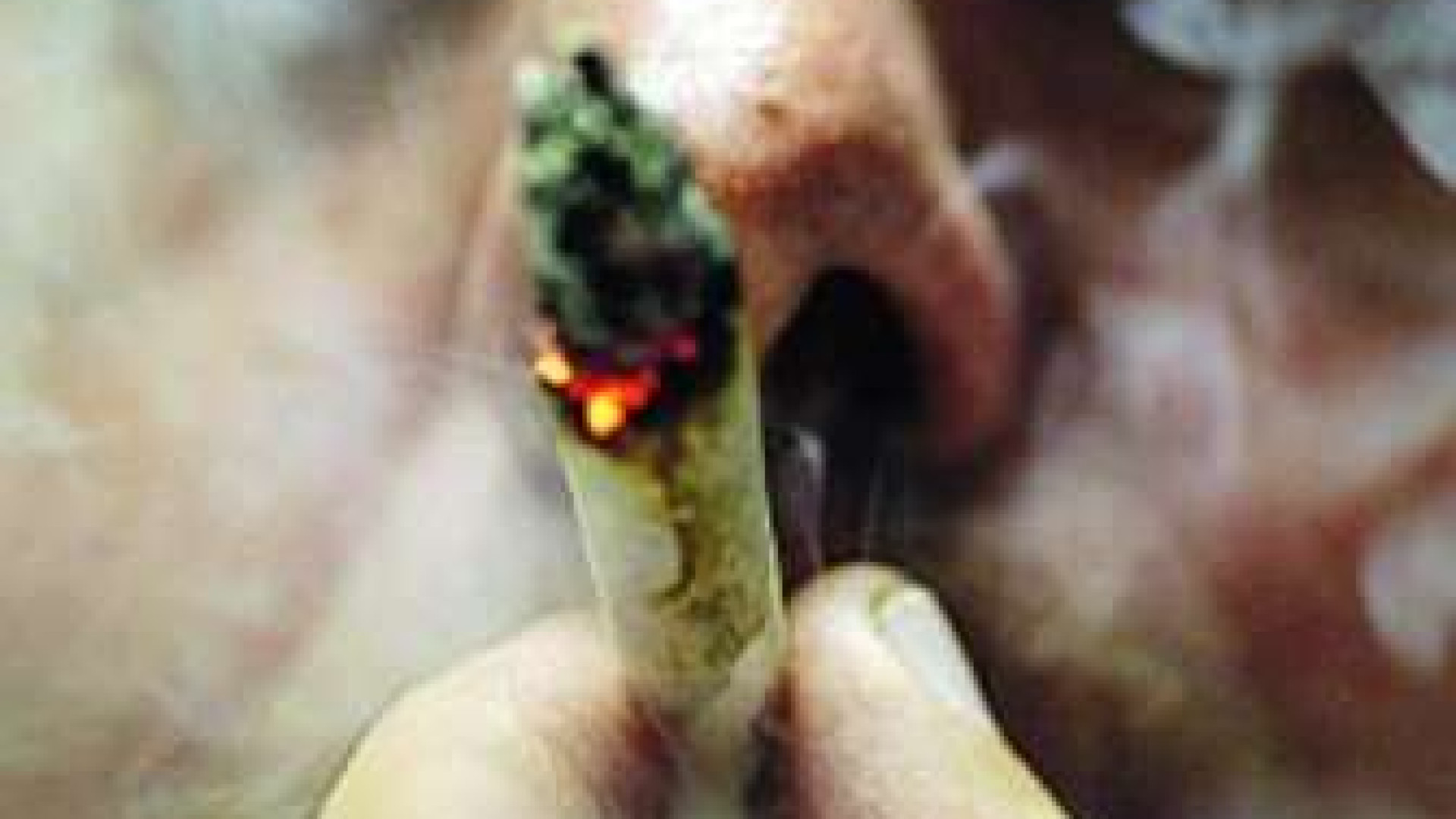 Droga tra minorenni, in manette spacciatore di soli 17 anni