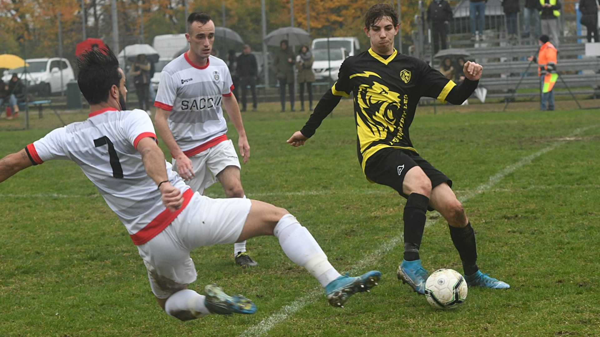 Calcio, ecco i calendari di Seconda e Terza categoria: si parte con la Coppa Emilia