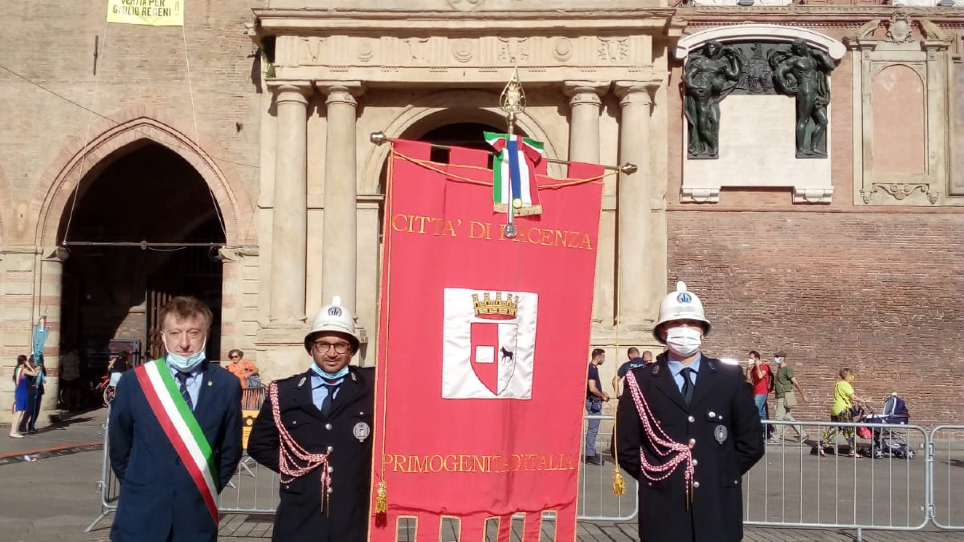 Strage di Bologna, Piacenza rende omaggio alle vittime: "Vicini alle famiglie"