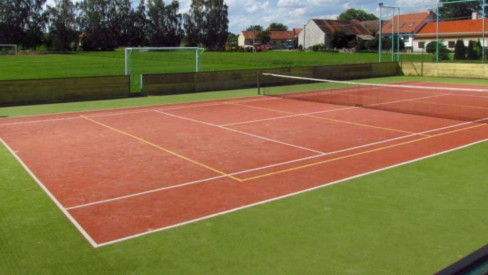 Inverno duro per il tennis: "Bollette triplicate, riscaldare i campi sarà un problema"