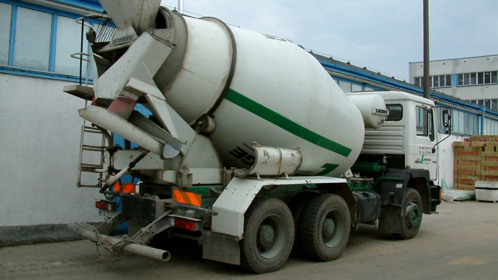 Lugagnano, tre betoniere spariscono da un’azienda nella notte