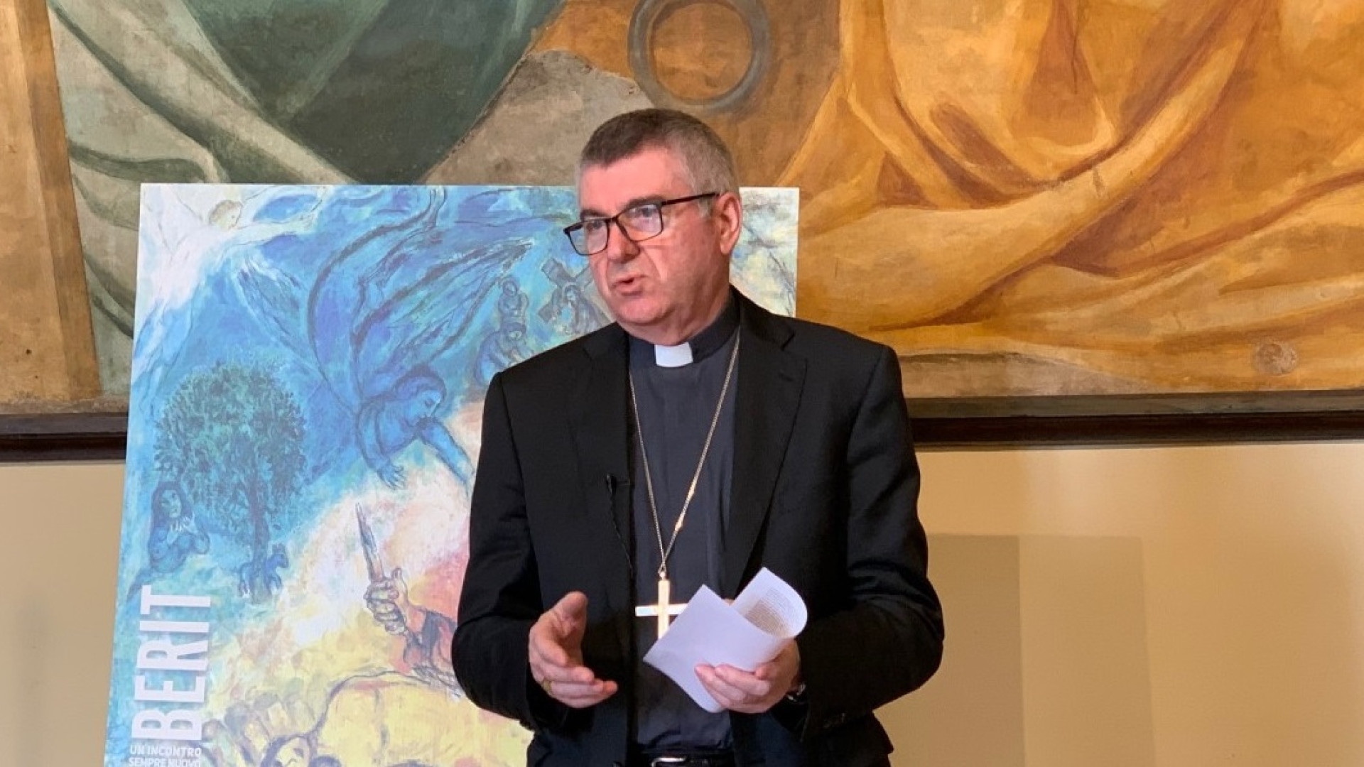 Gli auguri di Pasqua del vescovo Cevolotto: "Che sia la resurrezione di tutti"