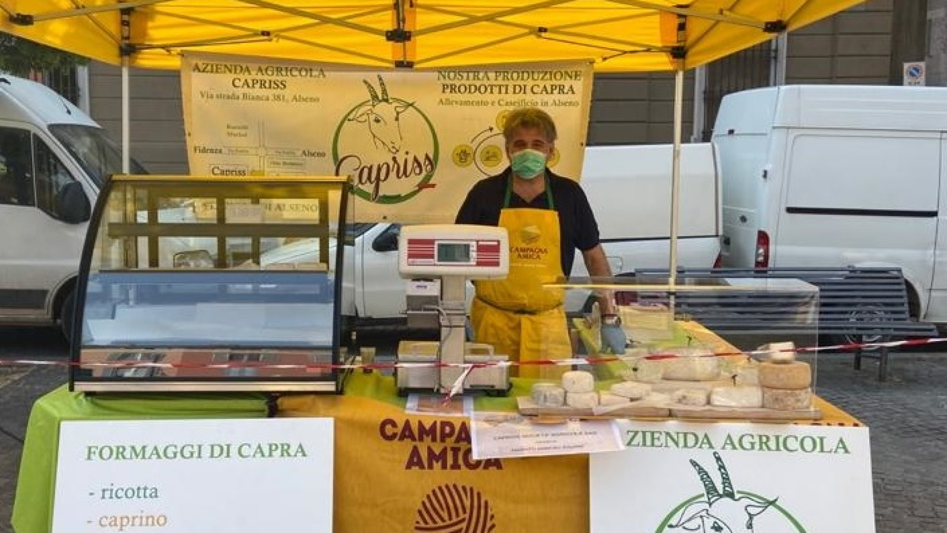 Il mercato contadino è tornato in piazza Duomo