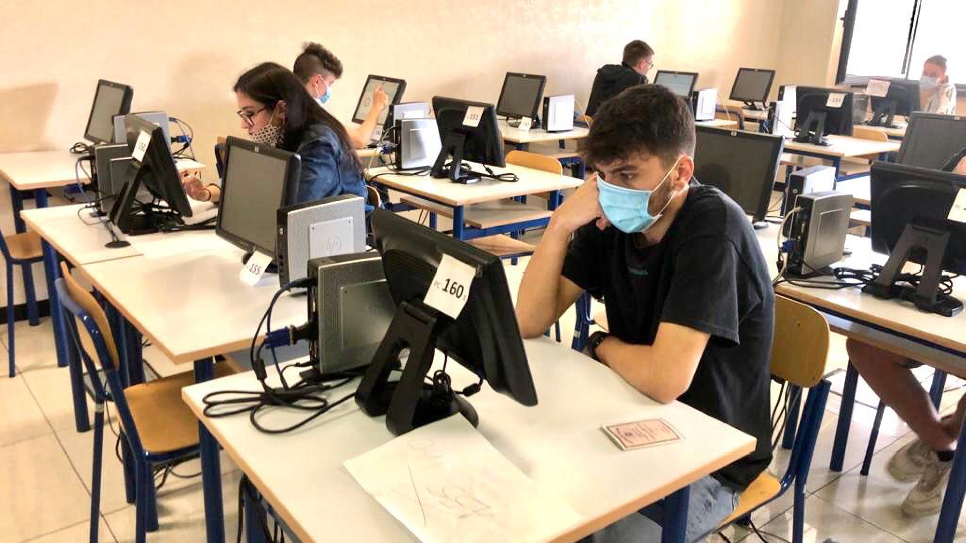 Ripartono gli esami per la patente, gli allievi: "Aspettavamo questo momento da mesi"