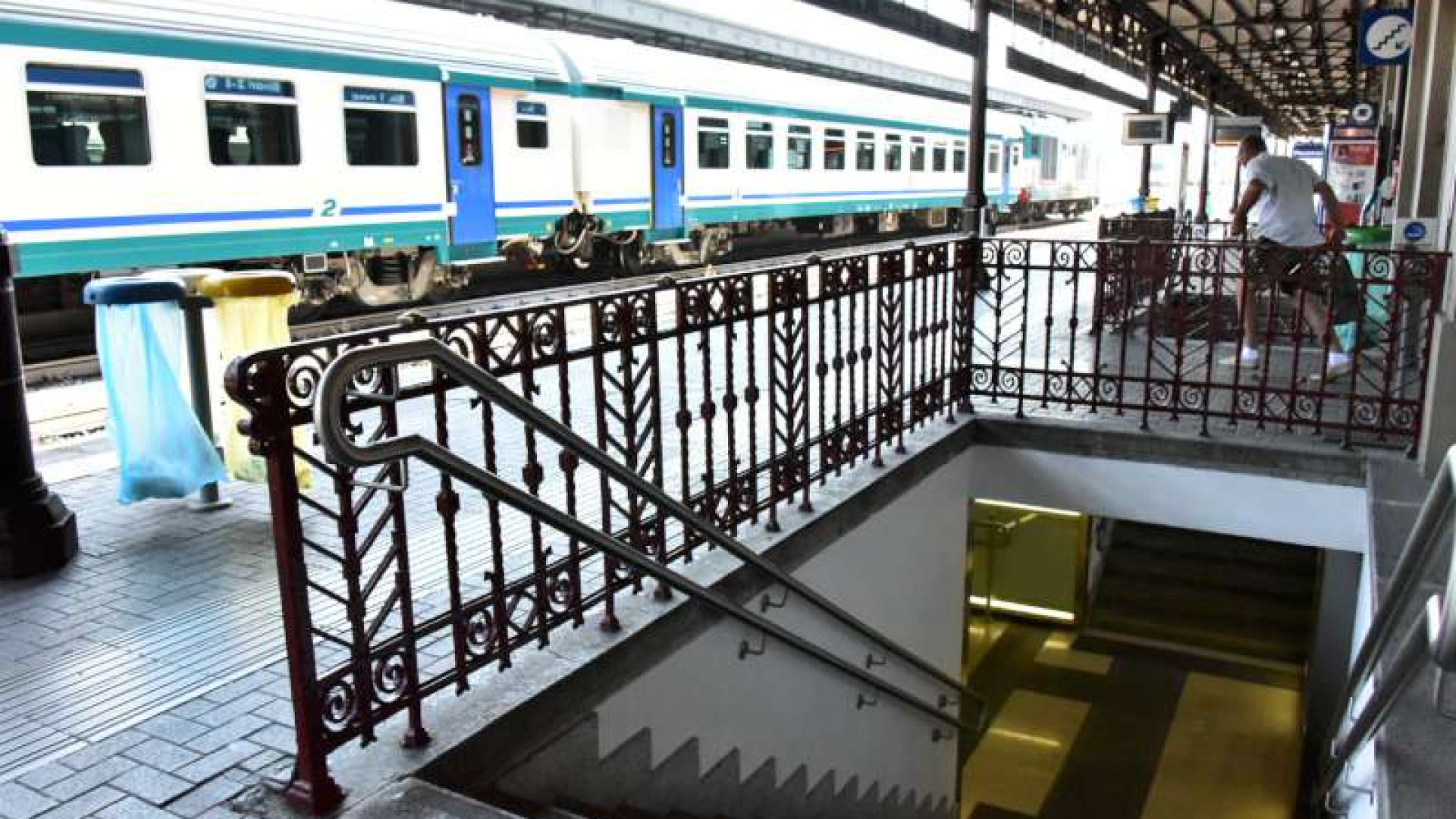 Treni, disagi e incertezze. Associazione pendolari chiede l'intervento di assessore e ministro