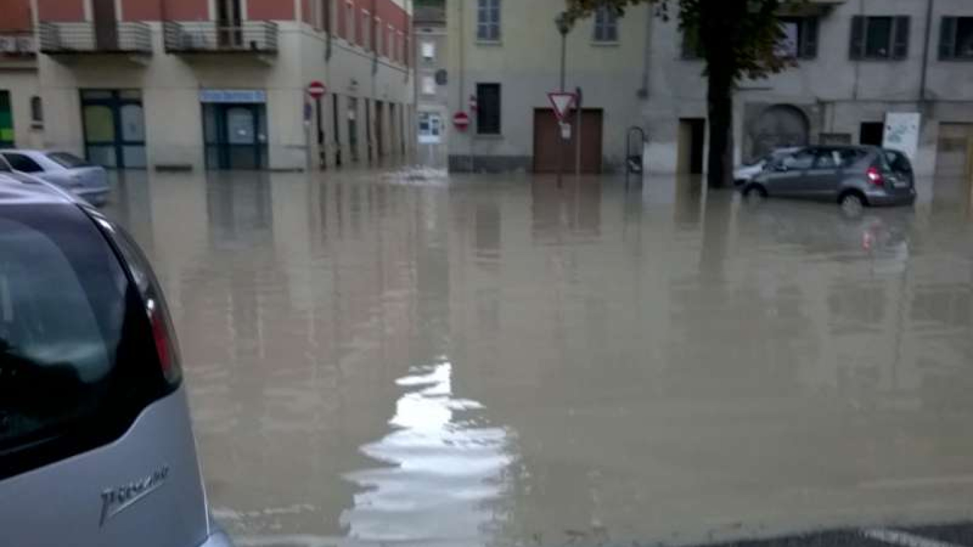 Valtrebbia: almeno 10 milioni di danni. Dodici persone ancora isolate