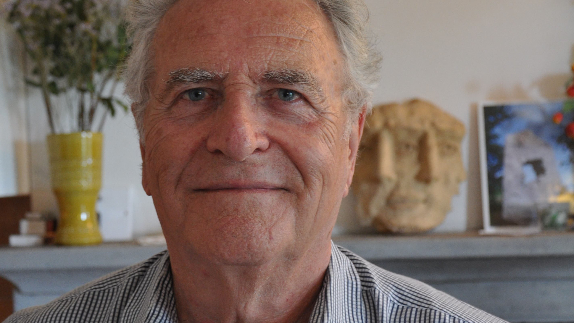 Lo scultore piacentino Louis Molinari insignito a Parigi della Legione d'onore