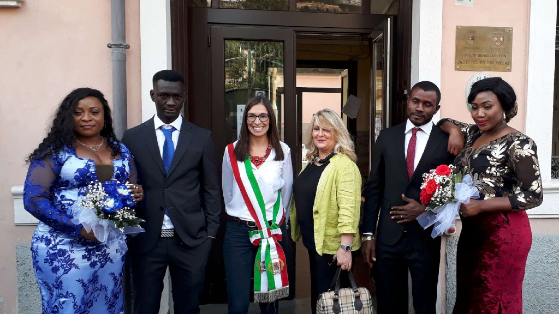 Furono ospiti della struttura di accoglienza, due coppie di migranti hanno detto "sì"