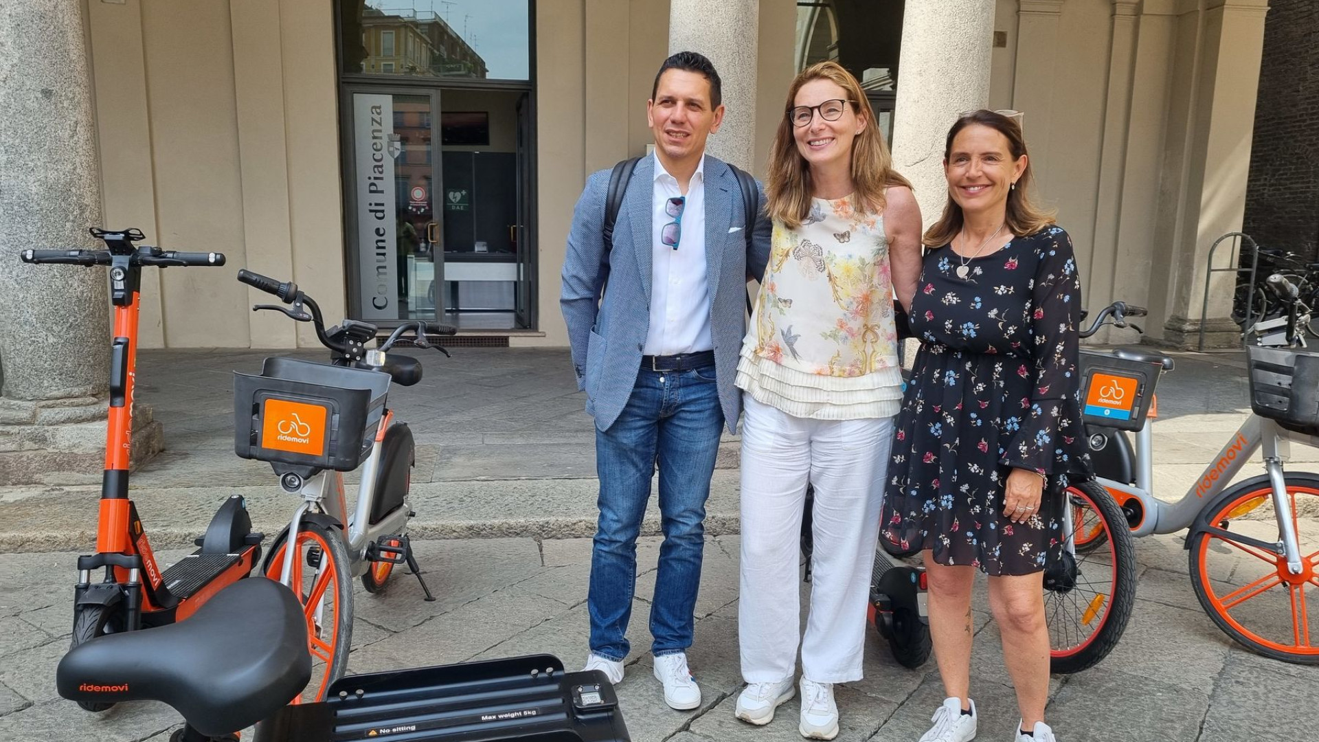 Nuovi monopattini e bici in città, 250 mezzi pronti al noleggio. "Più sostenibilità"