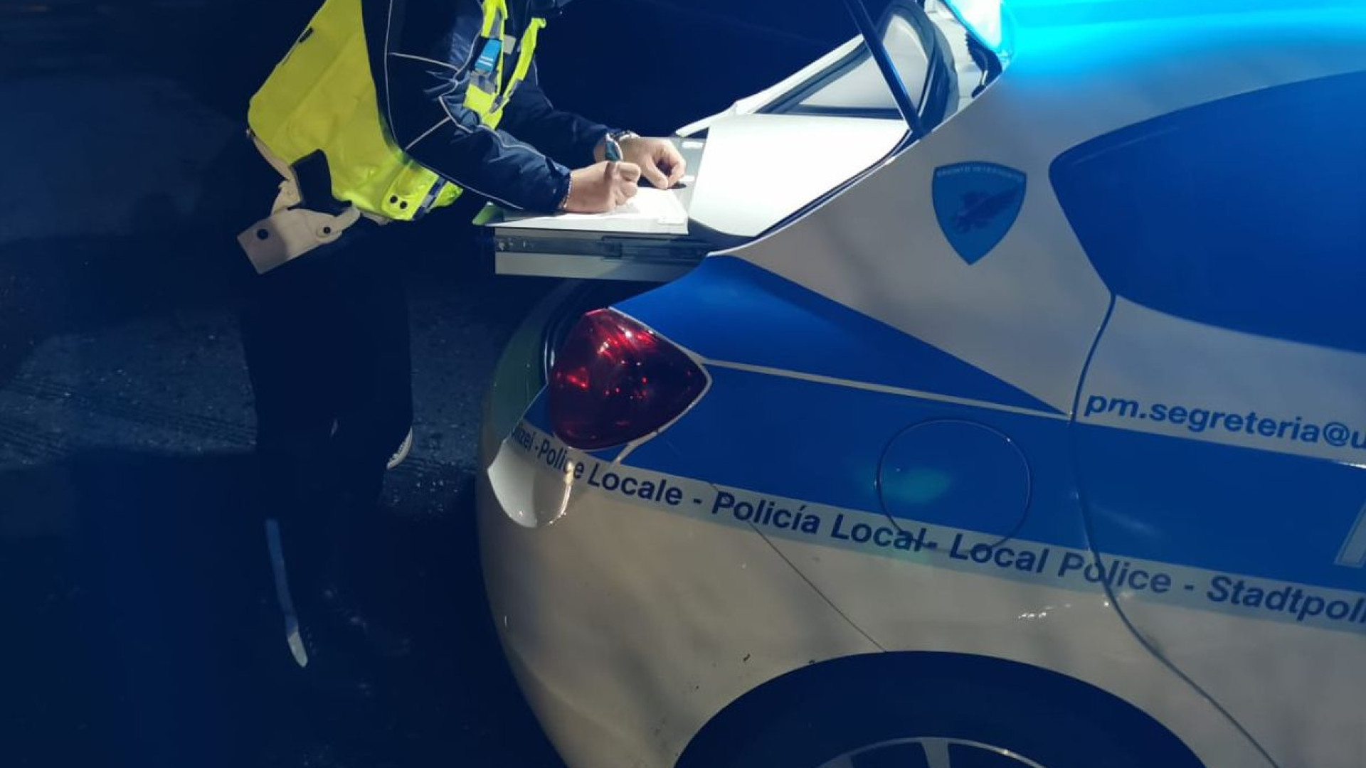 Festa nello scantinato e clienti al bancone: multati due bar di Piacenza