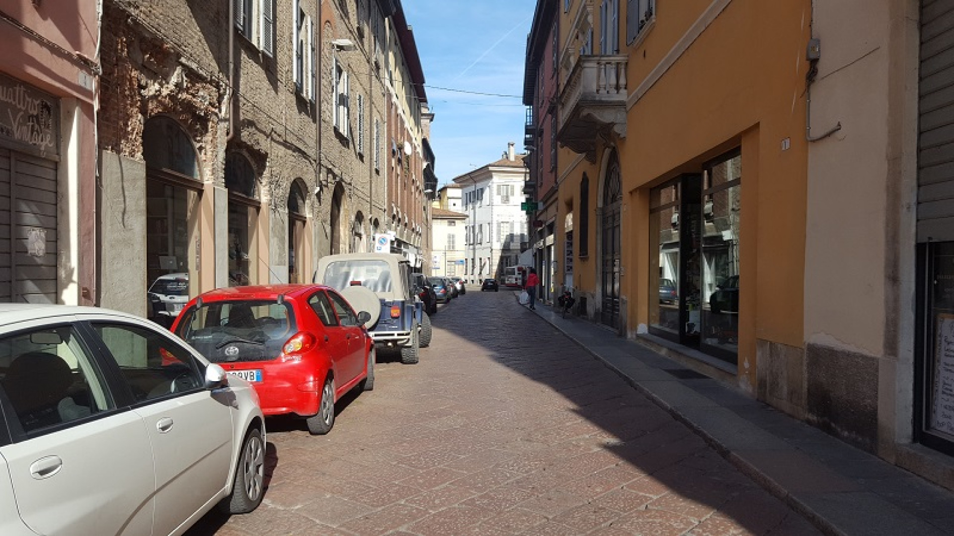 Via Legnano e piazza Duomo, abitanti divisi sulla pedonalizzazione dell'area