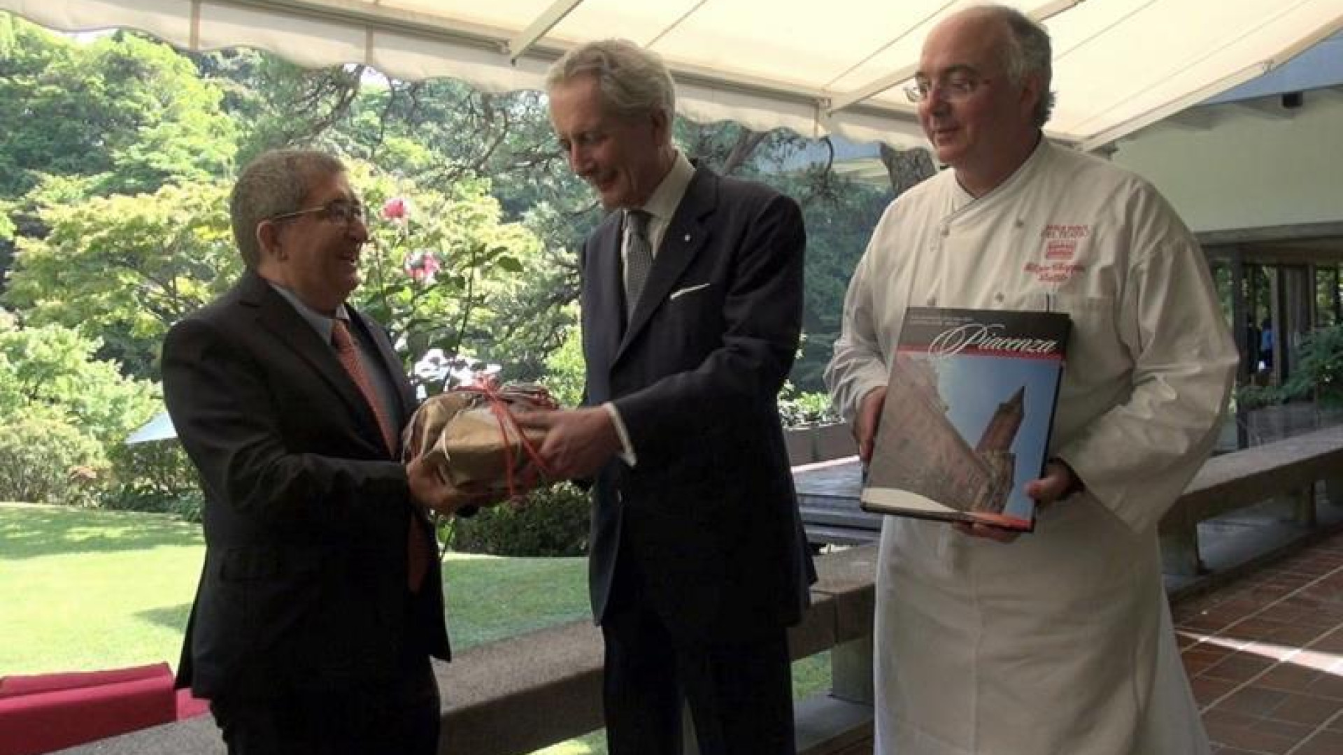 Tokio rapita dai prodotti piacentiniDomani cena alla Armani Tower