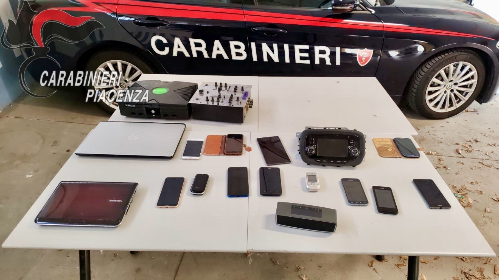 Furto in un magazzino a Bobbio: due denunce dopo la segnalazione della vicina