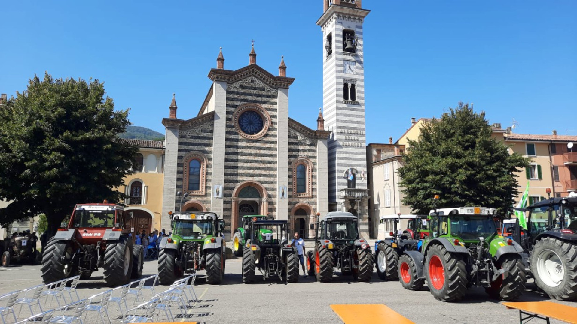 A Bettola la festa contadina richiama decine di agricoltori nel nome di Fabrizio Agnelli