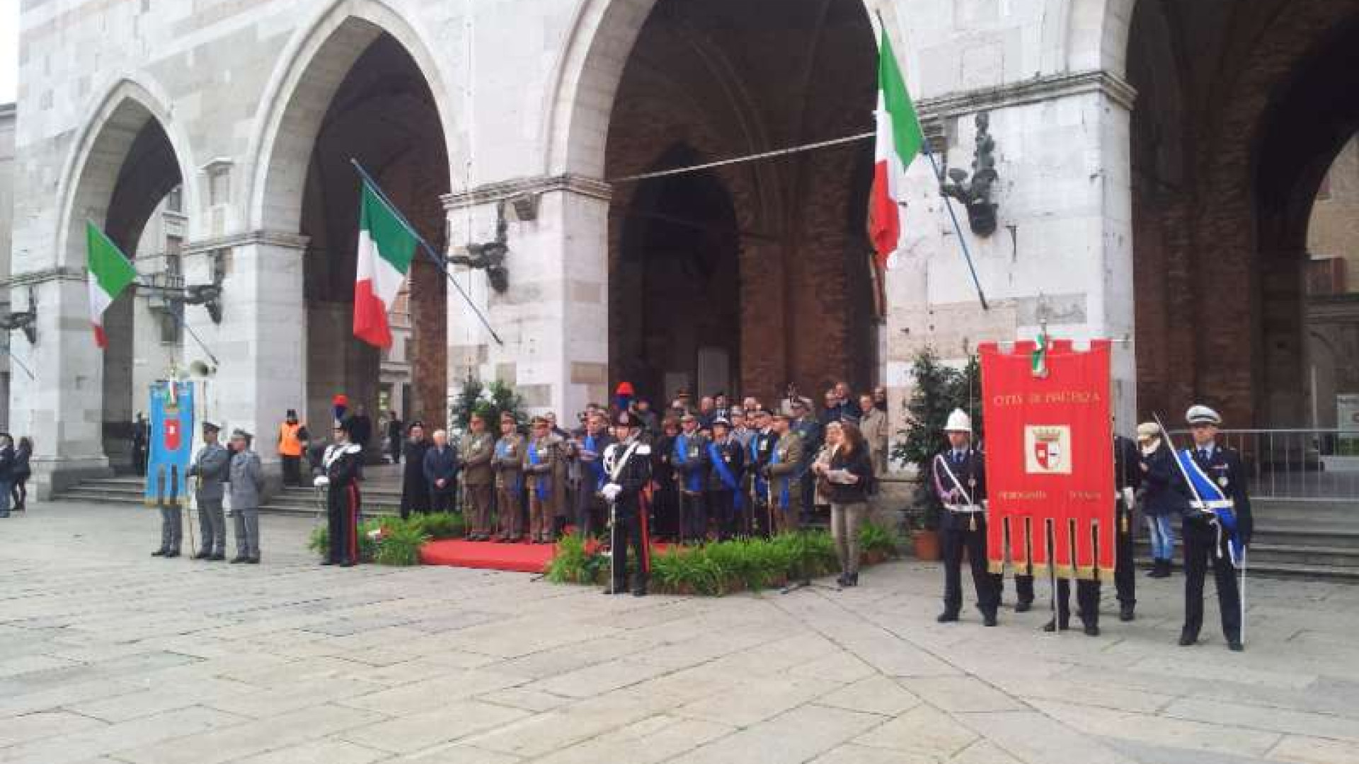 Festa dell'unità nazionale; oggi porte aperte alla caserma Nicolai