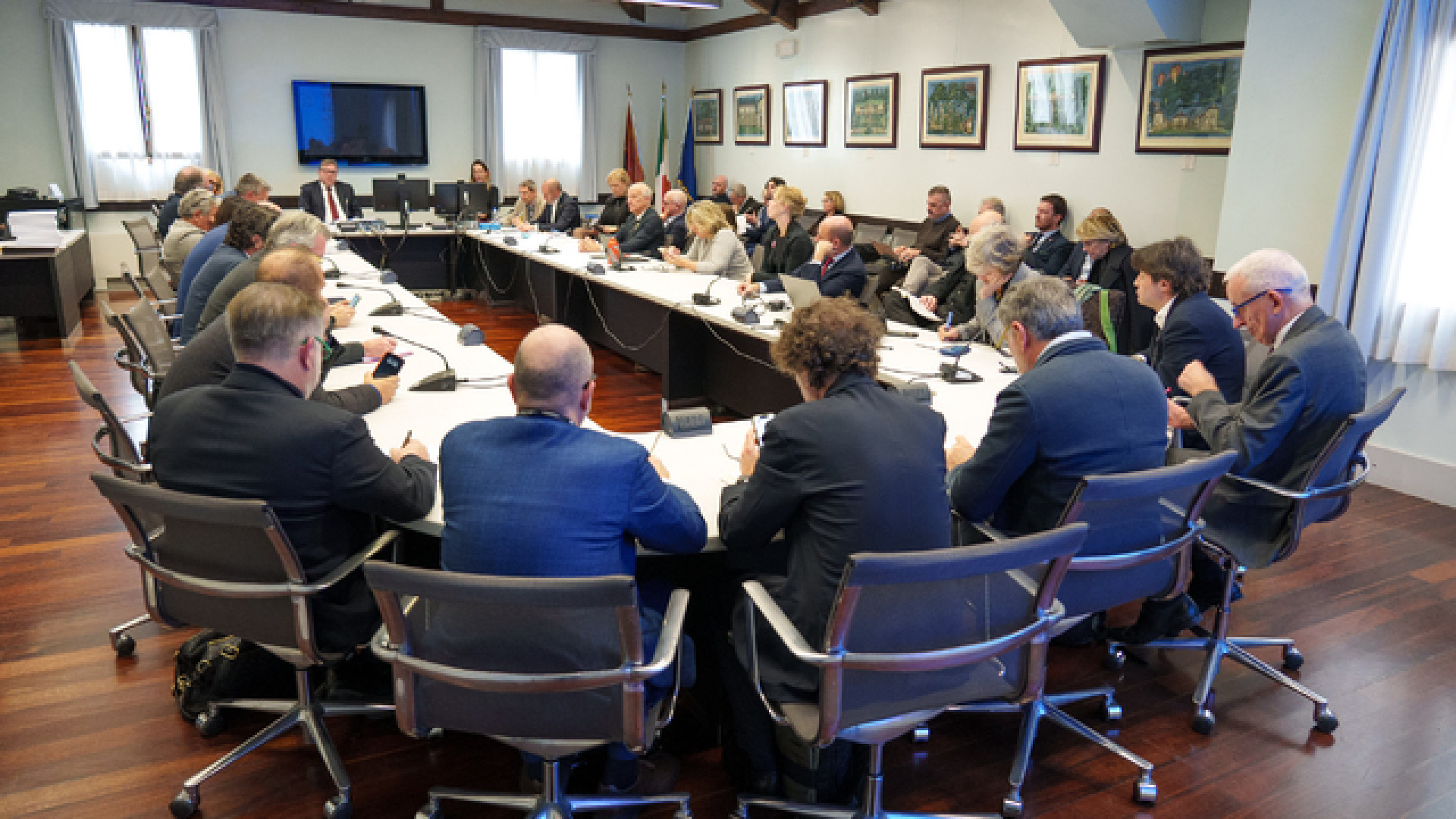 Prima commissione - Illustrate modifiche al Regolamento interno per amministrazione e organizzazione