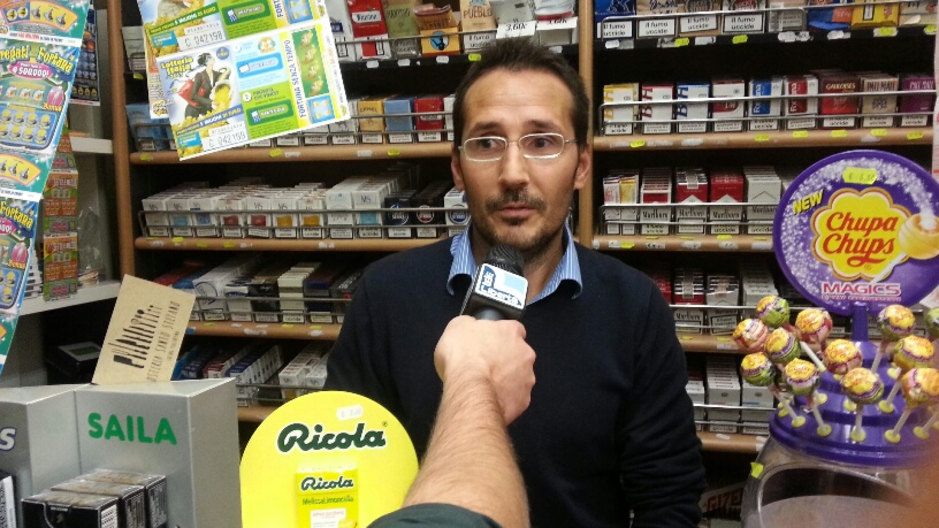 Rapina a mano armata alla tabaccheria di via Santo Stefano