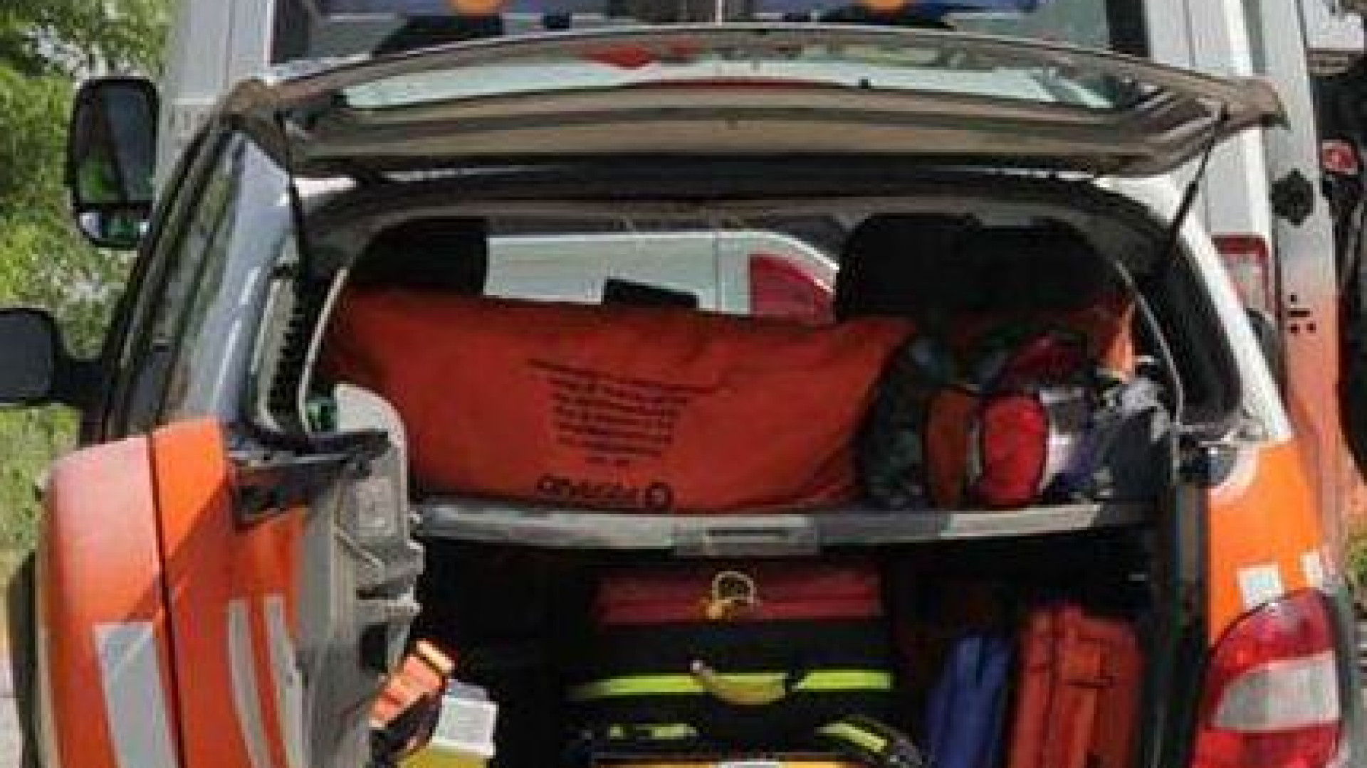 Roveleto di Cadeo, scontro tra auto e moto all'incrocio: centauro in gravi condizioni