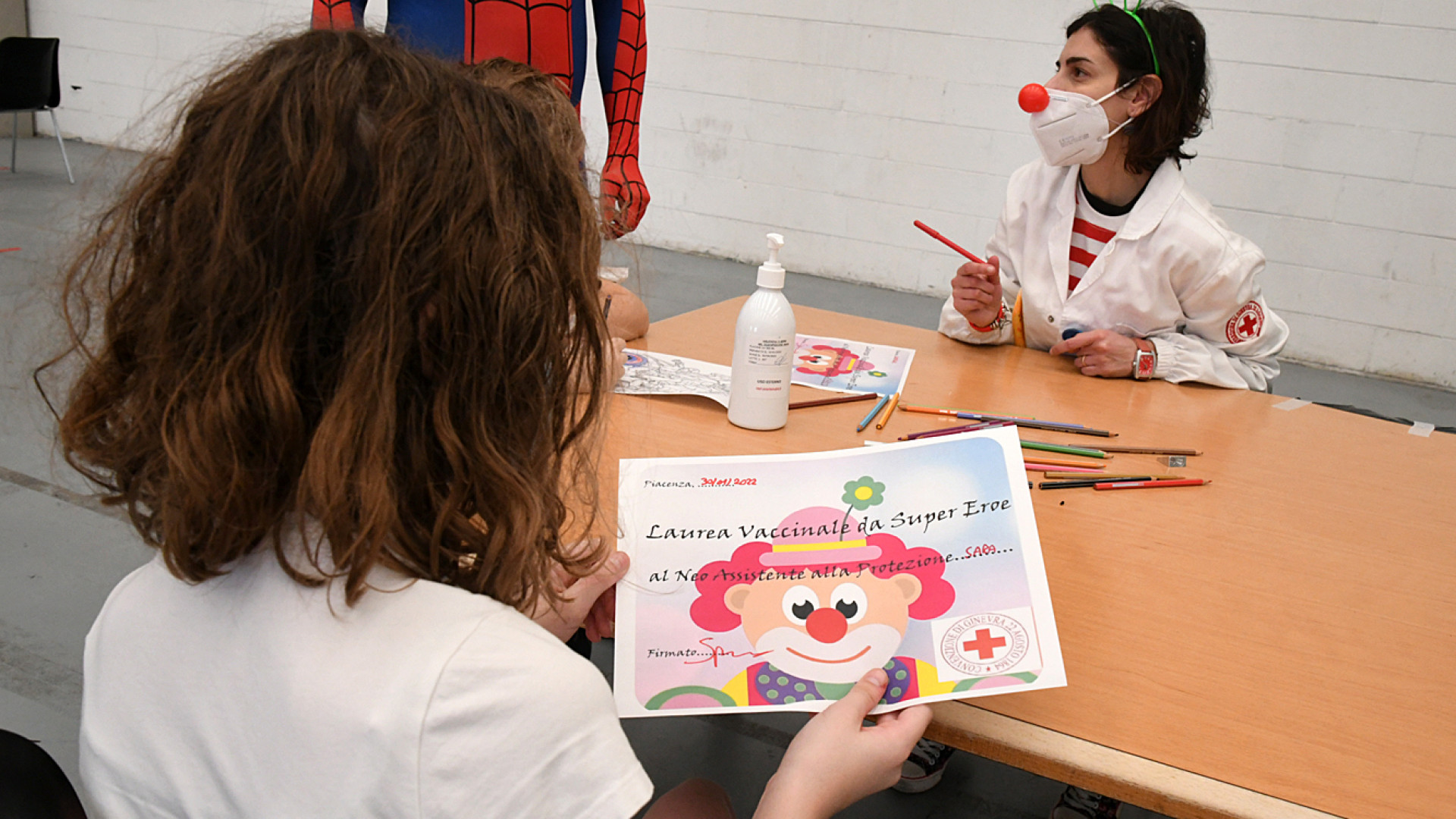 Open day, a Piacenza somministrate ieri 114 dosi. Solo 36 ai bambini