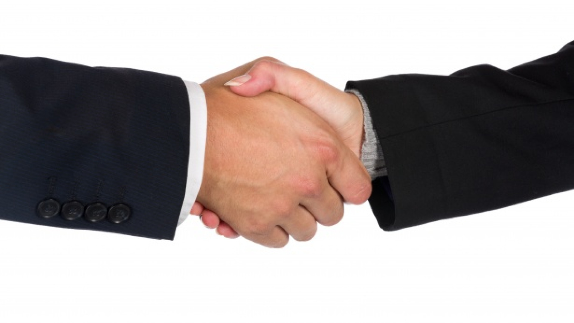 L'influenza condiziona anche la messa: "Niente scambio della pace"