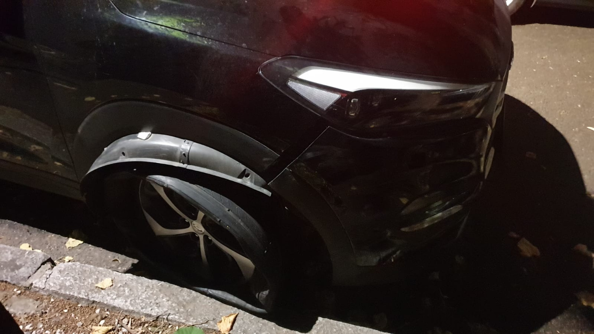 Trovato e multato il giovane automobilista pirata del Cheope