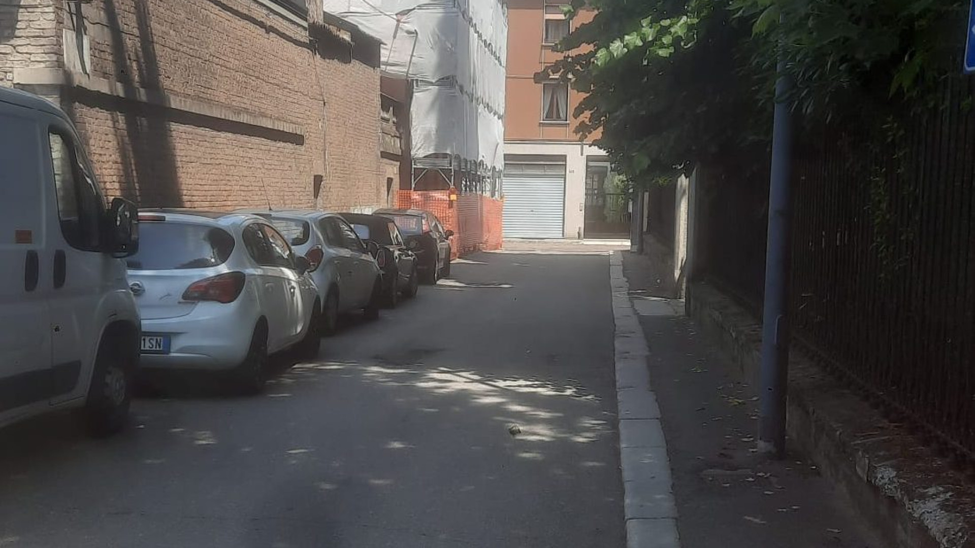 Chiede informazioni e fa sparire il Rolex. La vittima: "Mi sono sentita ipnotizzata"