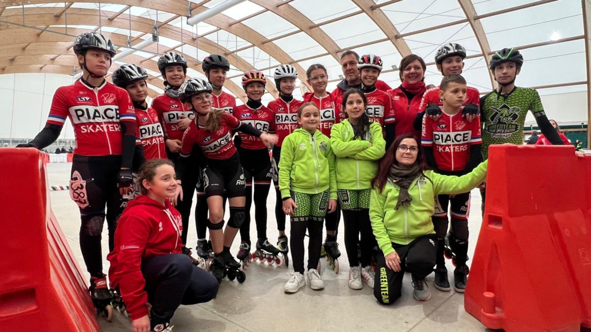 Pattinaggio velocità: pioggia di medaglie e 3° posto di squadra per Piace Skaters