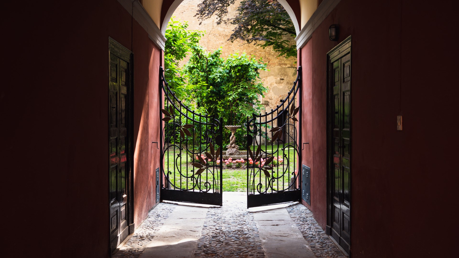 Sabato e domenica aprono al pubblico i giardini segreti più suggestivi del centro storico
