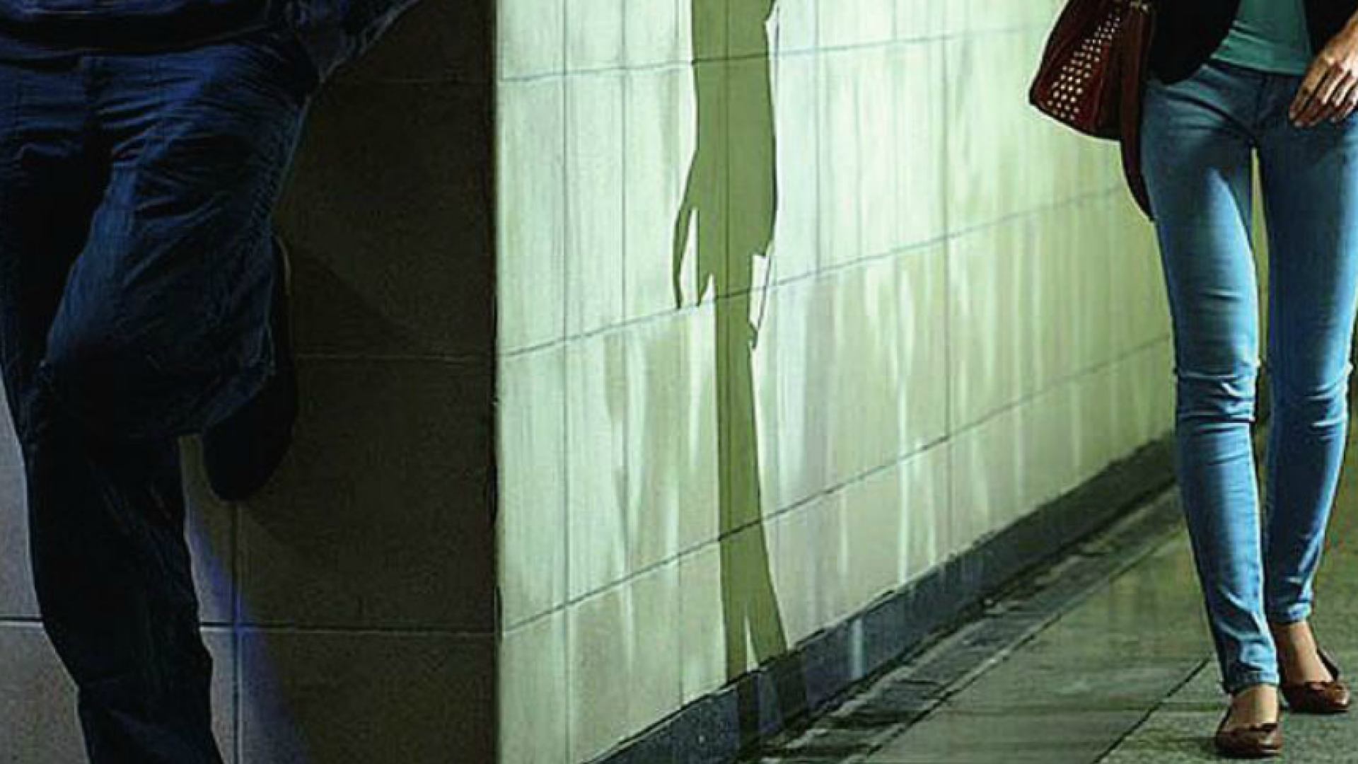 Videocamere, pedinamenti, minacce di suicidio: vittima testimonia in tribunale